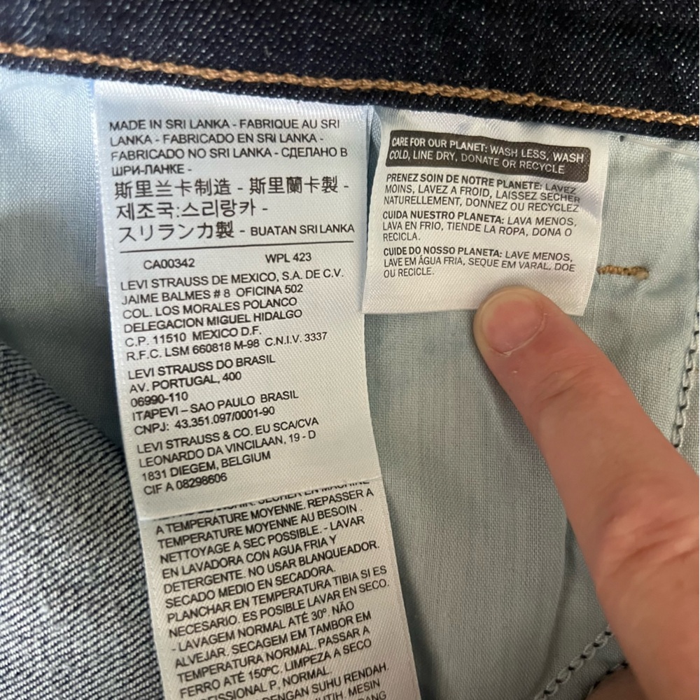 NWT Levi's 515 BOOTCUT Mid Rise Jeans - Size 6 Short W28 L30 - Picture 13 of 14